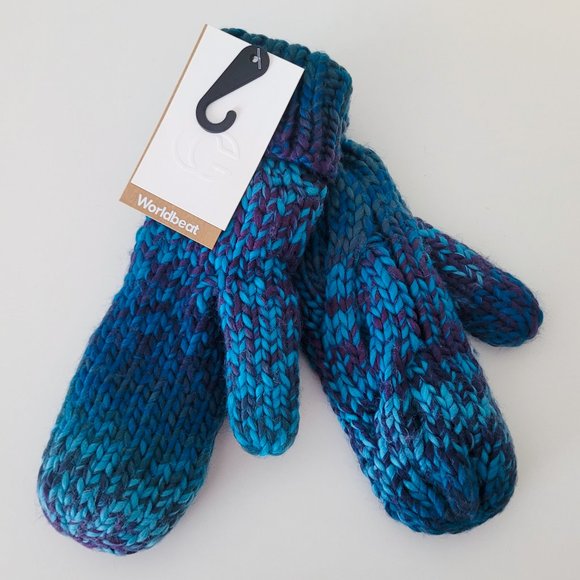 Blue Beanie Toque, Pompom Hat, Gloves, Scarf, Cable Knit Warm Matching Set - Picture 4 of 11